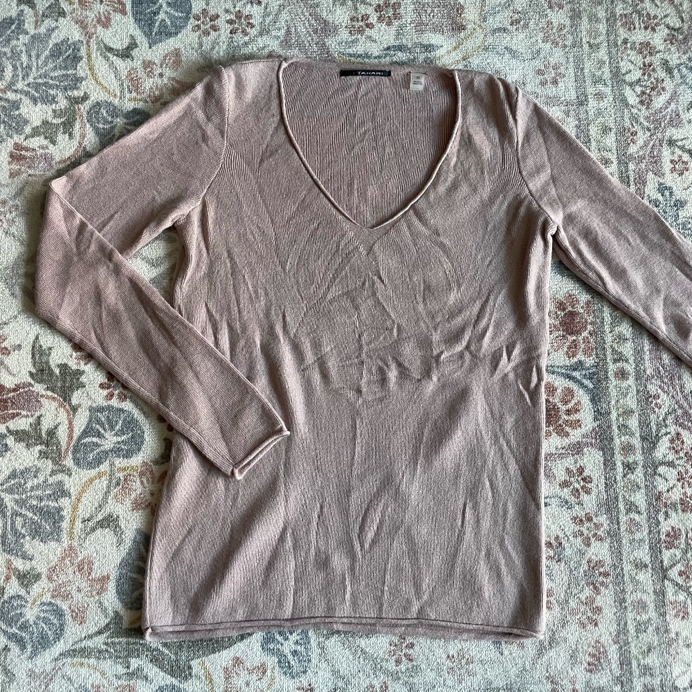 Tahari Scoop Neck Dusty Rose Sweater, Size XS